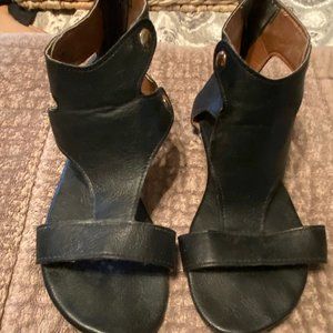 Cute Black, zip back sandals size 8